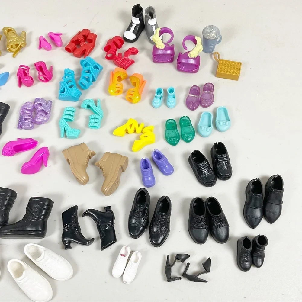 Barbie doll shoes Monster High? Disney